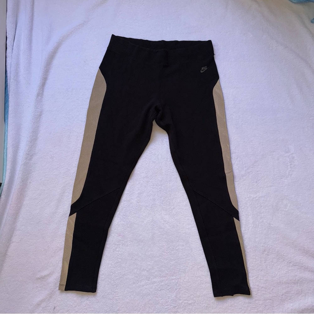 Nike Black with reflective side panes vintage running Leggings